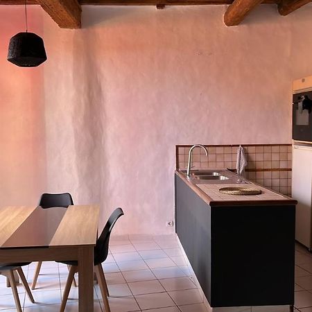 Atypique Leilighet Châteauneuf-de-Gadagne Eksteriør bilde